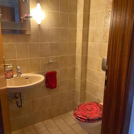 Gross Hamburg * Гестхахт